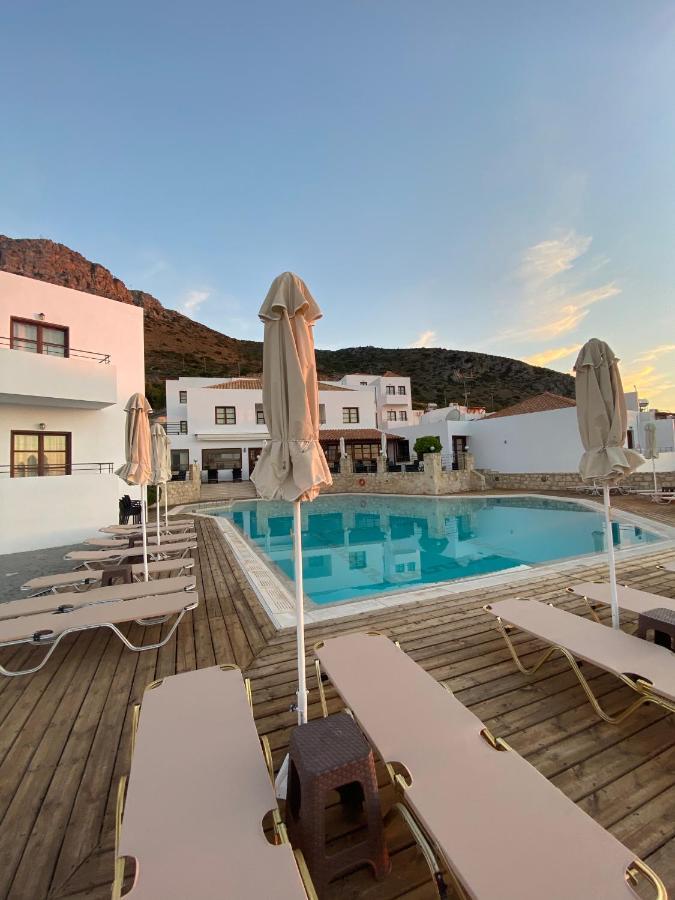 Amazones Village 4*