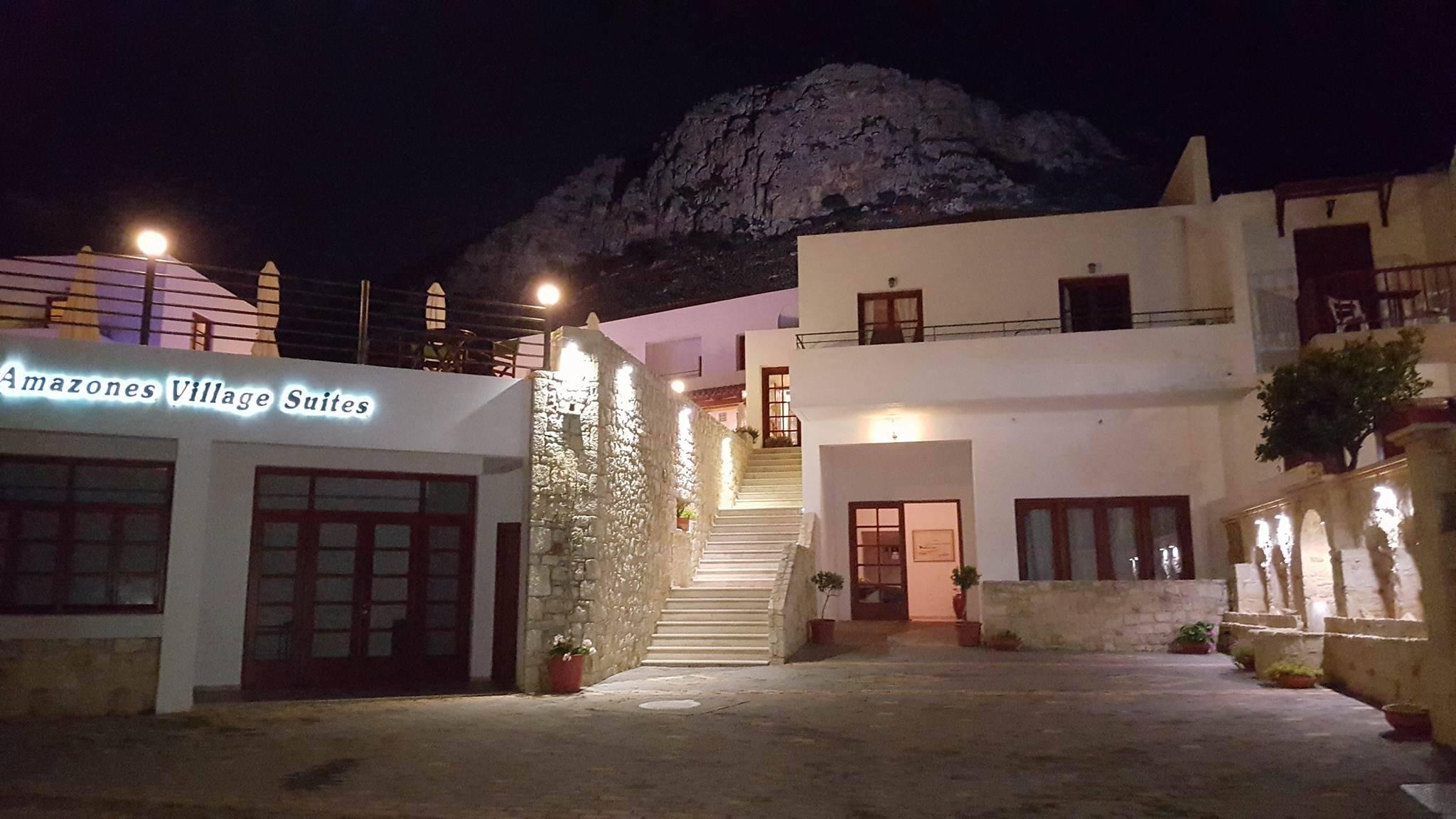 Amazones Village 4*