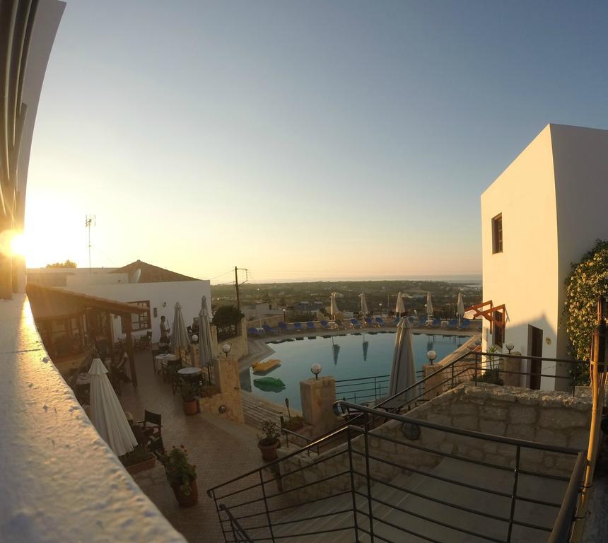 Amazones Village Hotel Chersonissos